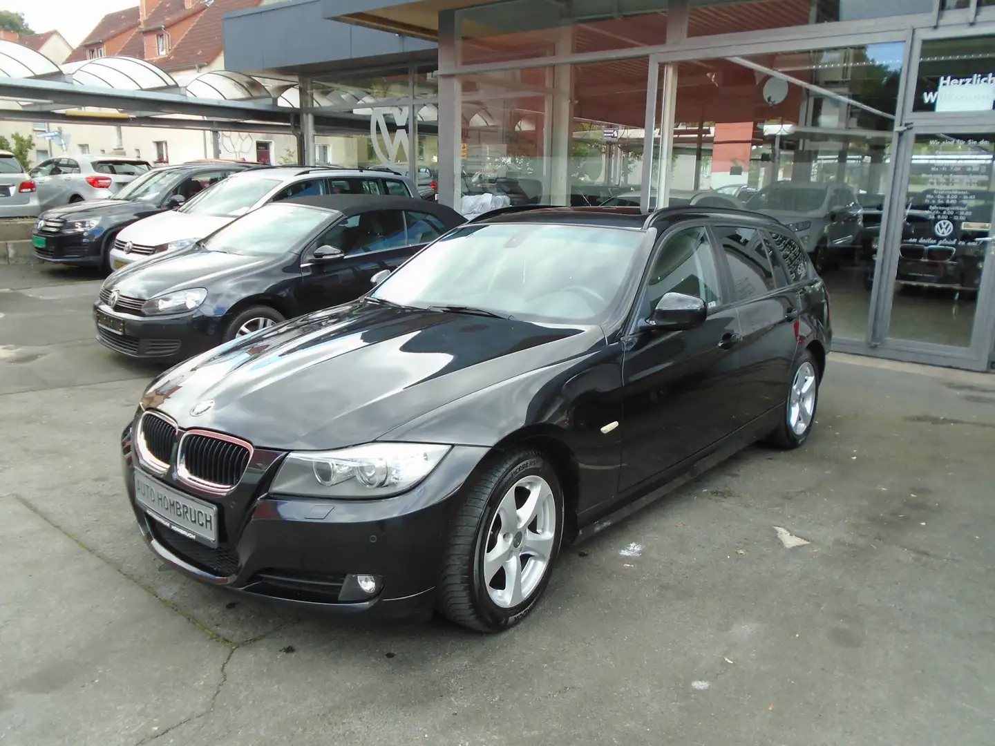 BMW 318 Černá - 1