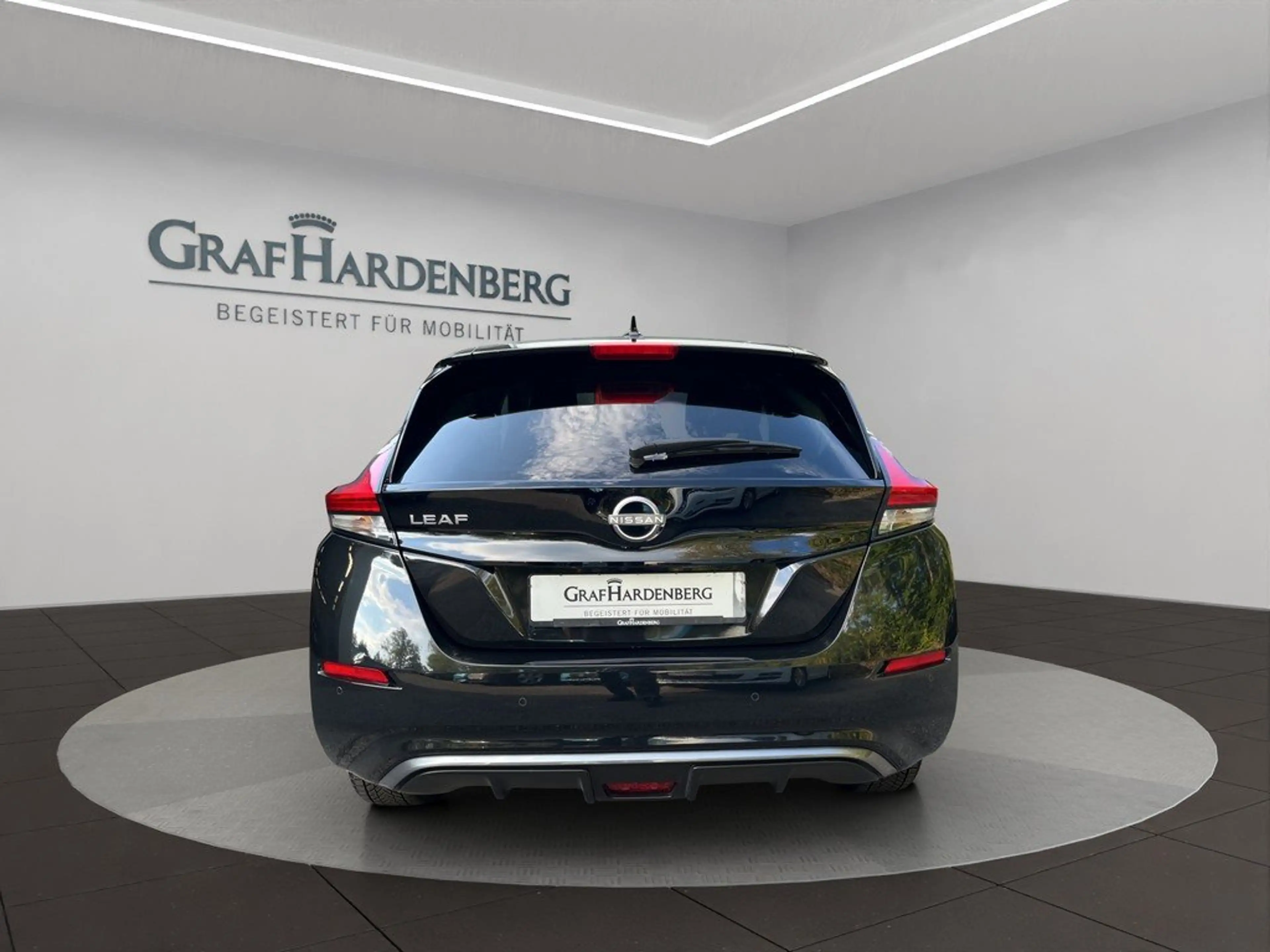Nissan Leaf N-Connecta 110kW LED 360° ACC Navi DAB — photo 4
