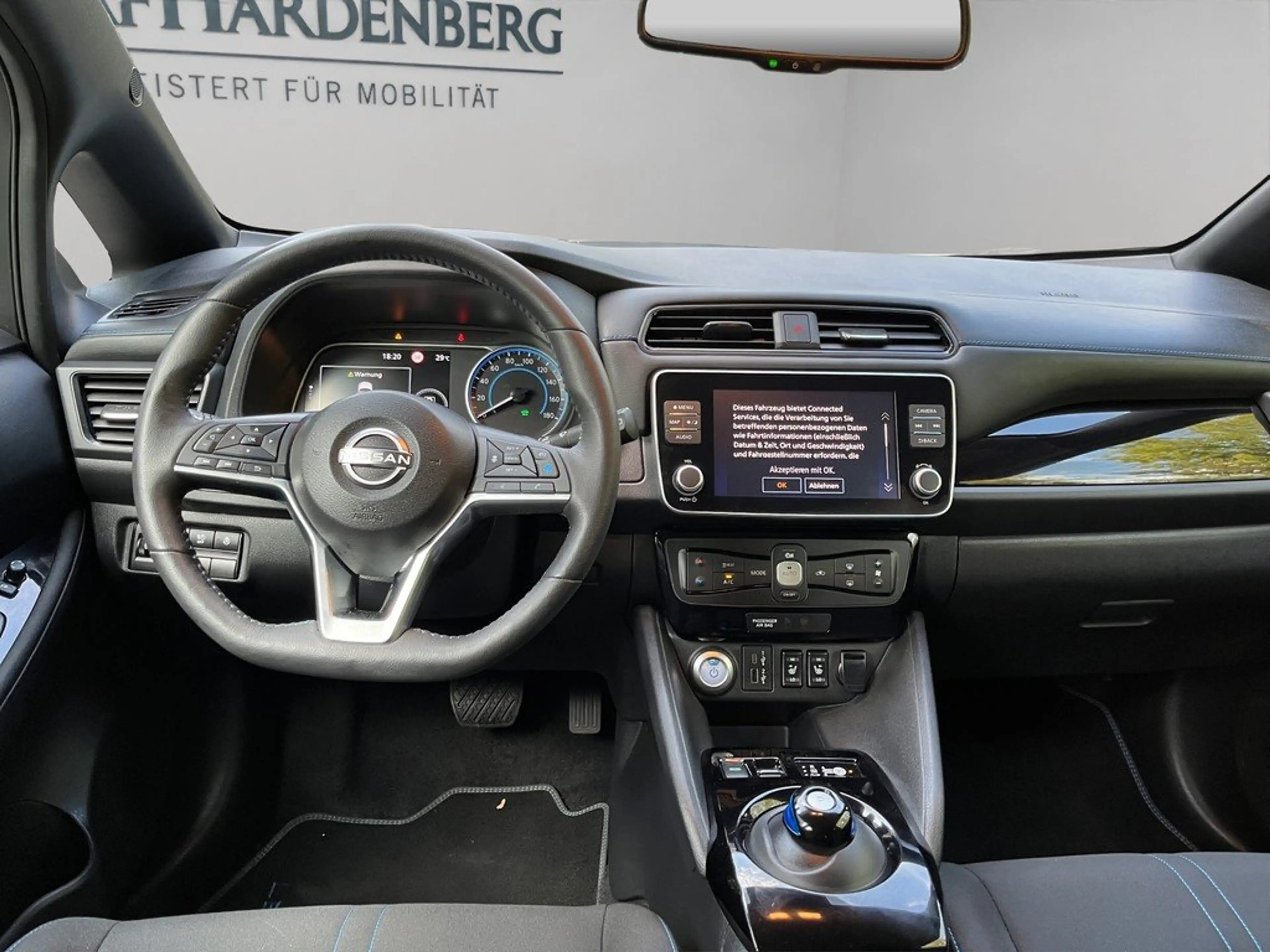 Nissan Leaf N-Connecta 110kW LED 360° ACC Navi DAB — photo 11