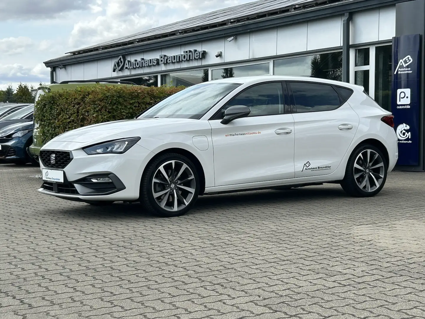 SEAT Leon FR 1.4 e-HYBRID*LED*18´´*VC*Keyless* Weiß - 2