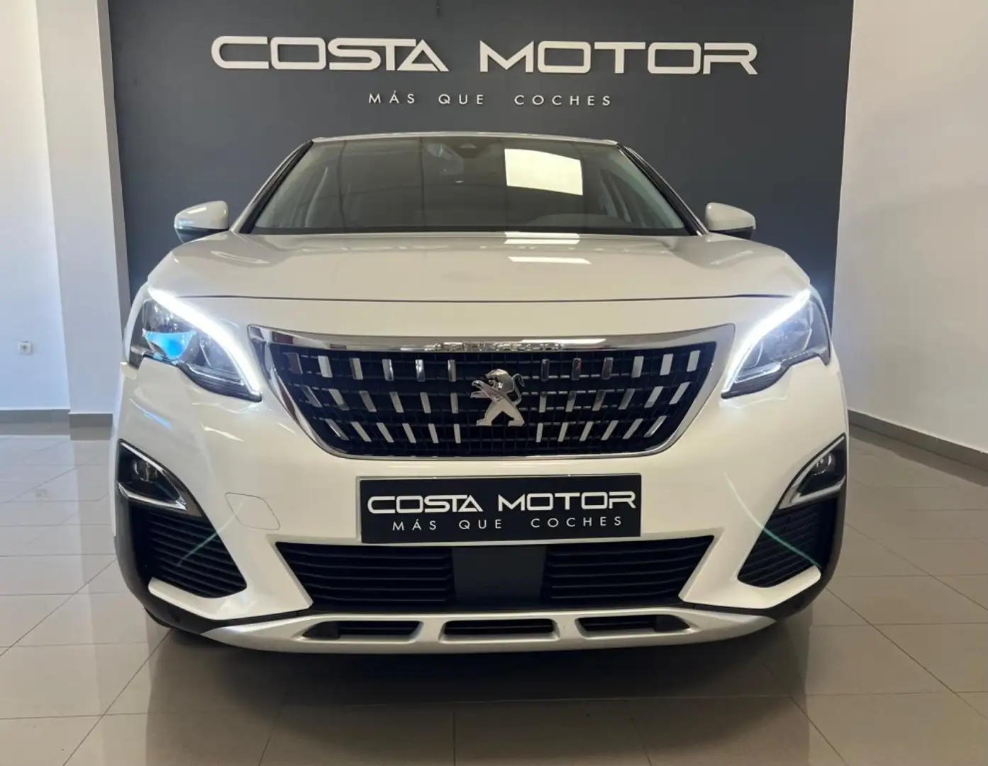 Peugeot 3008 1.2 S&S PureTech Allure 130 Blanc - 2
