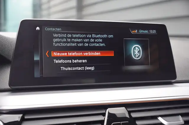 BMW 5 Series view 27