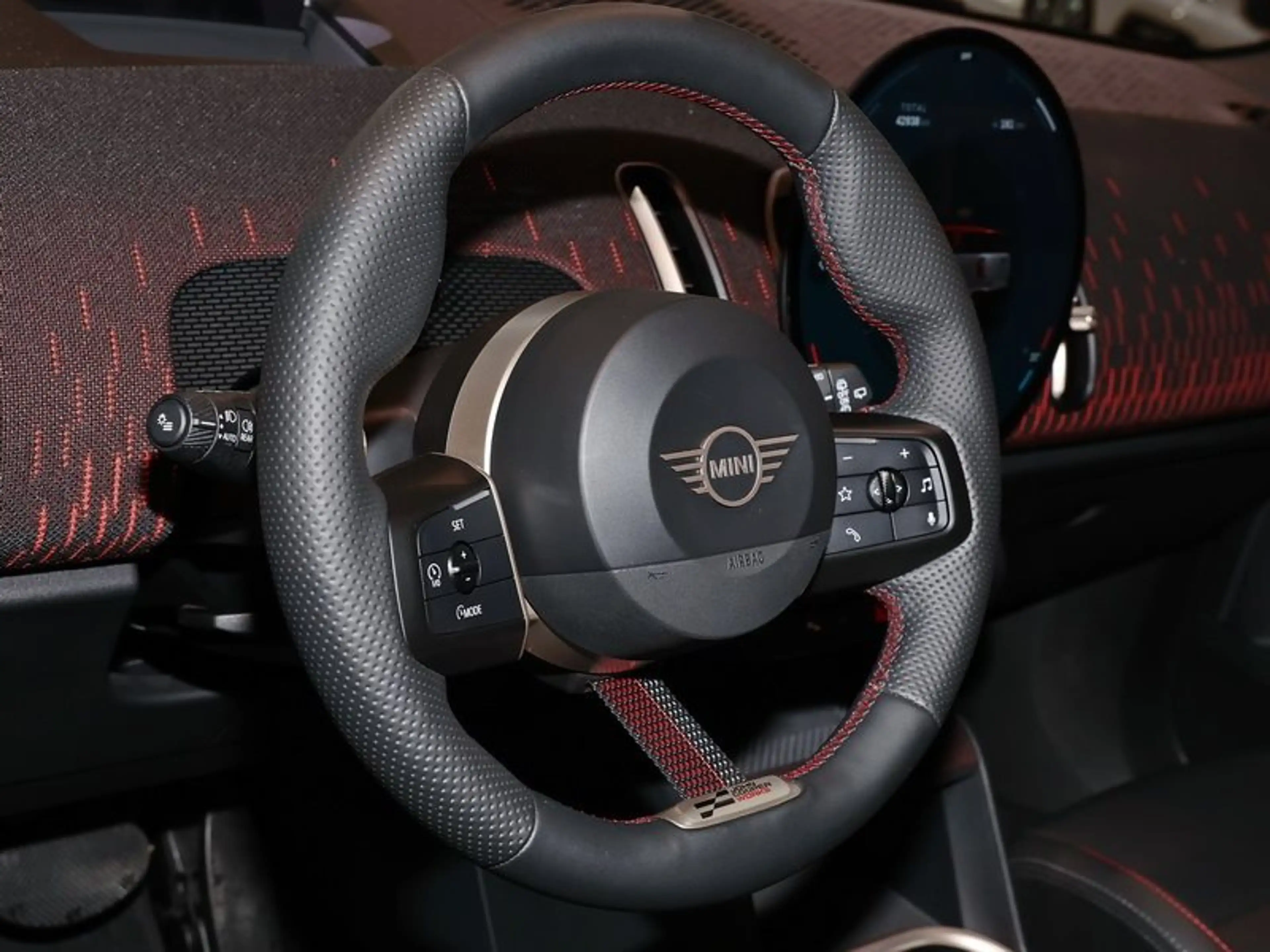 MINI Countryman E — photo 8