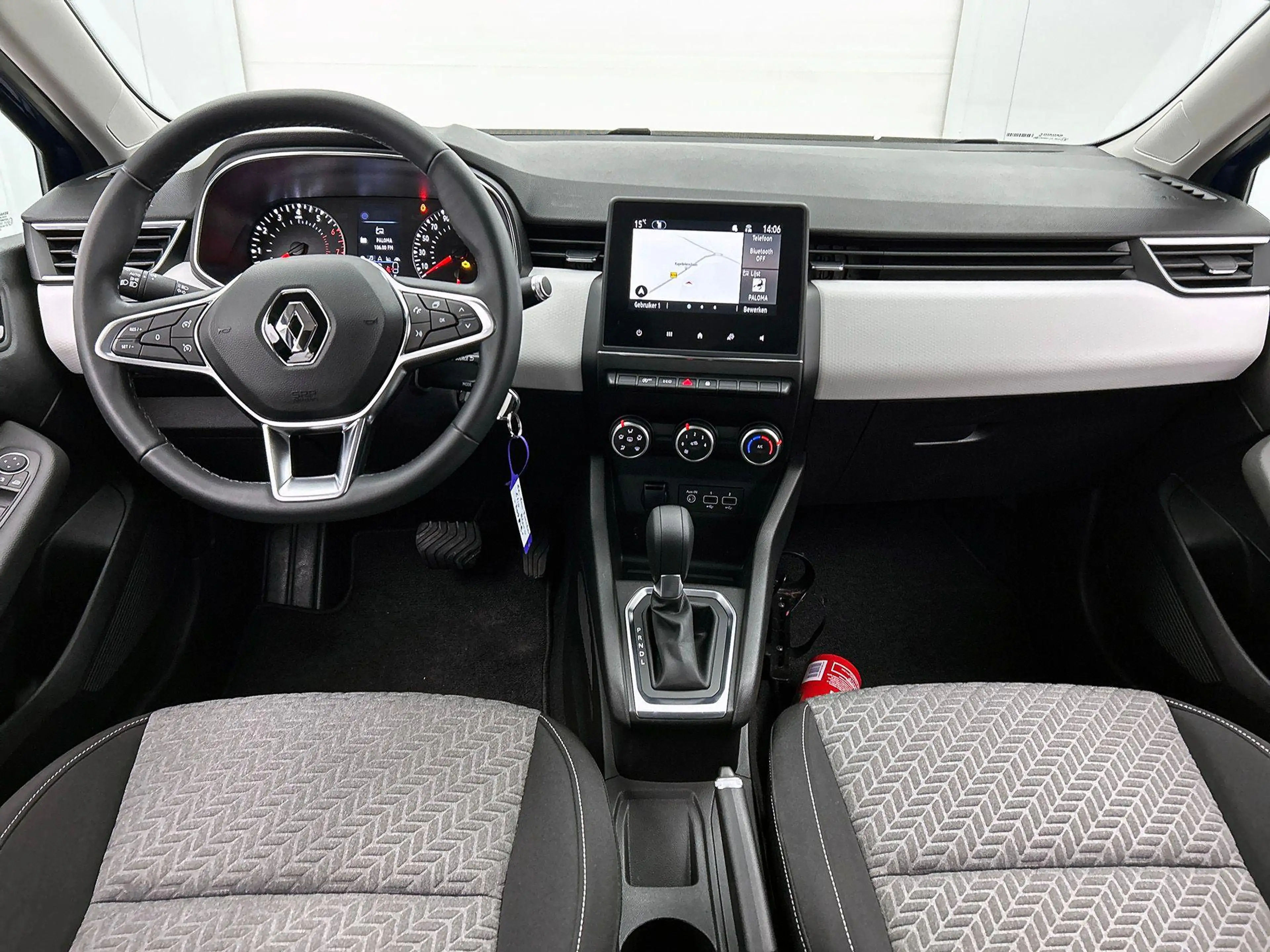 Renault Clio TCe 90 X-Tronic GPF Limited #3 — photo 3