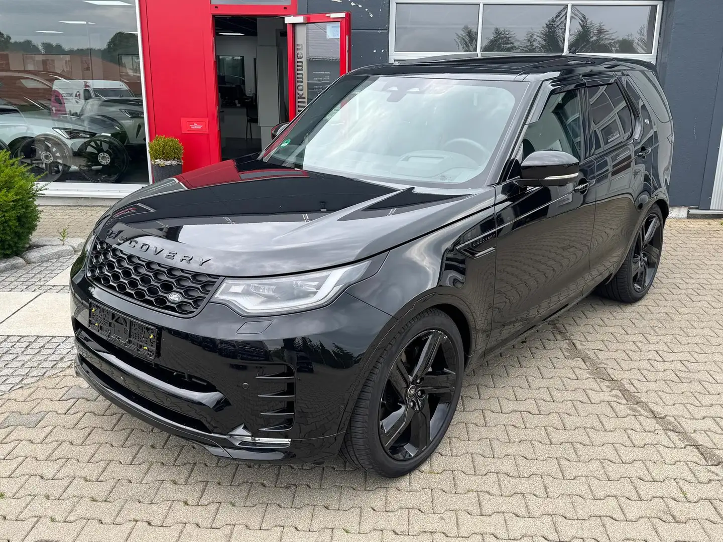 Land Rover Discovery a Dynamic HSE D300 22-Alu 7-Sitzer AHK Noir - 2