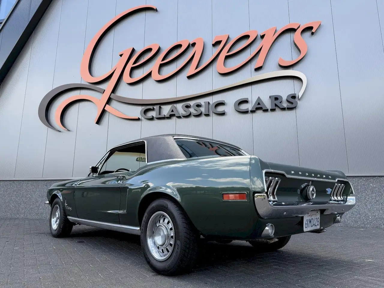Ford Mustang Coupe S-Code 390, foto 3