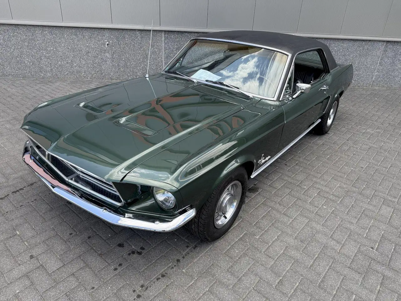Ford Mustang Coupe S-Code 390, foto 7