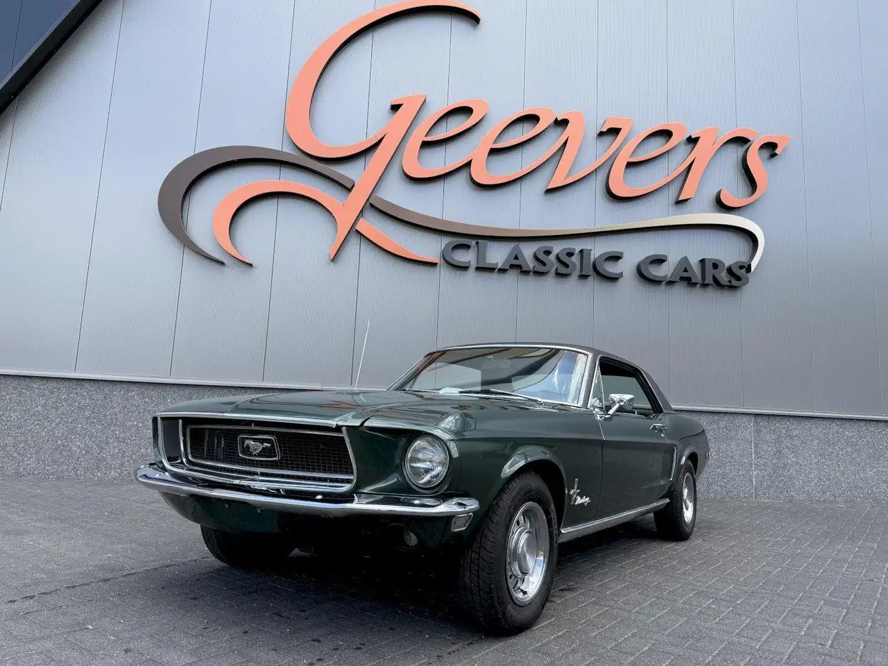 Ford Mustang Coupe S-Code 390, foto 2