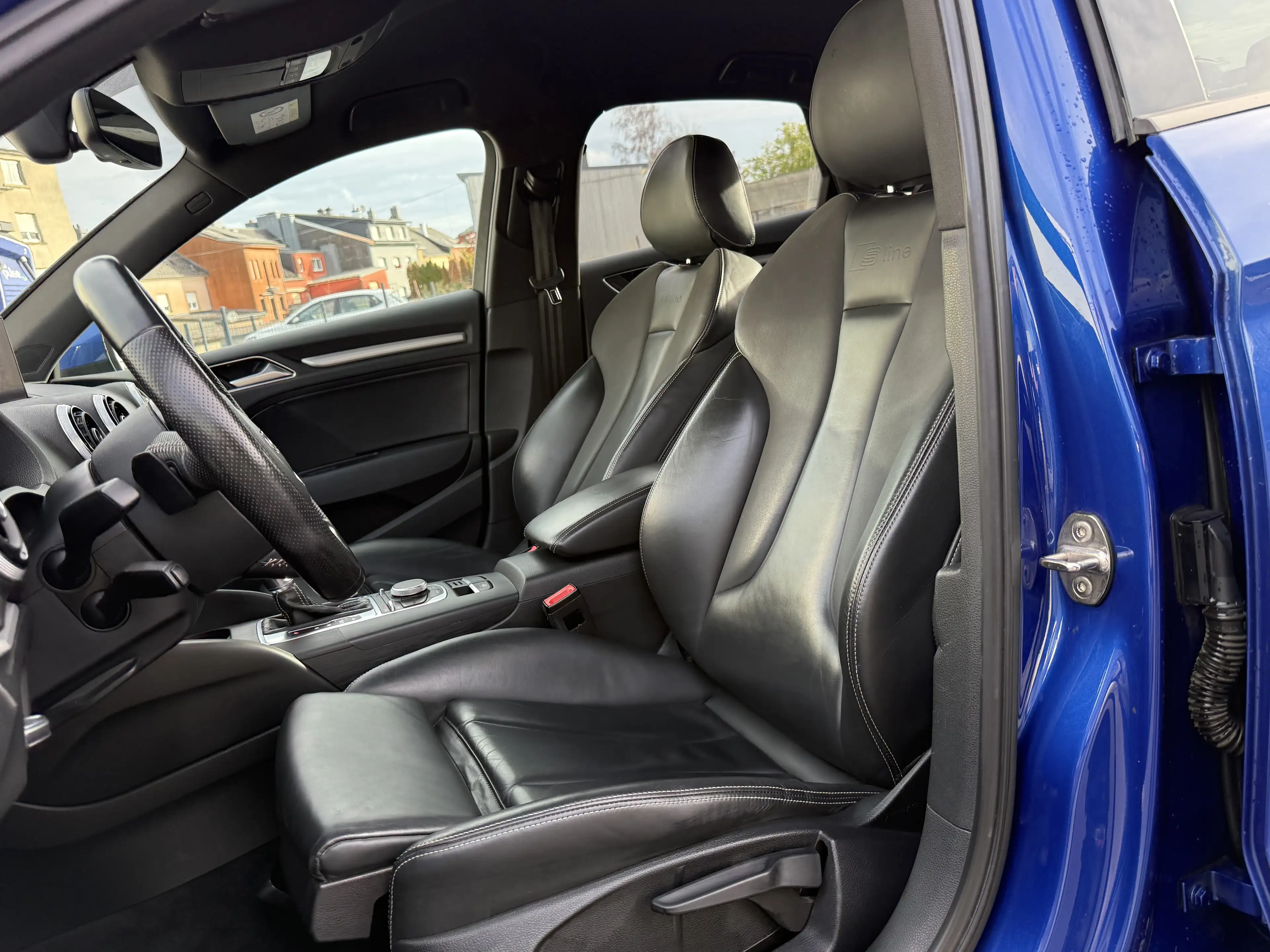 Audi A3 LIMOUSINE 2.0 TDI 150CH S-TRONIC 3X S LINE LED — photo 12