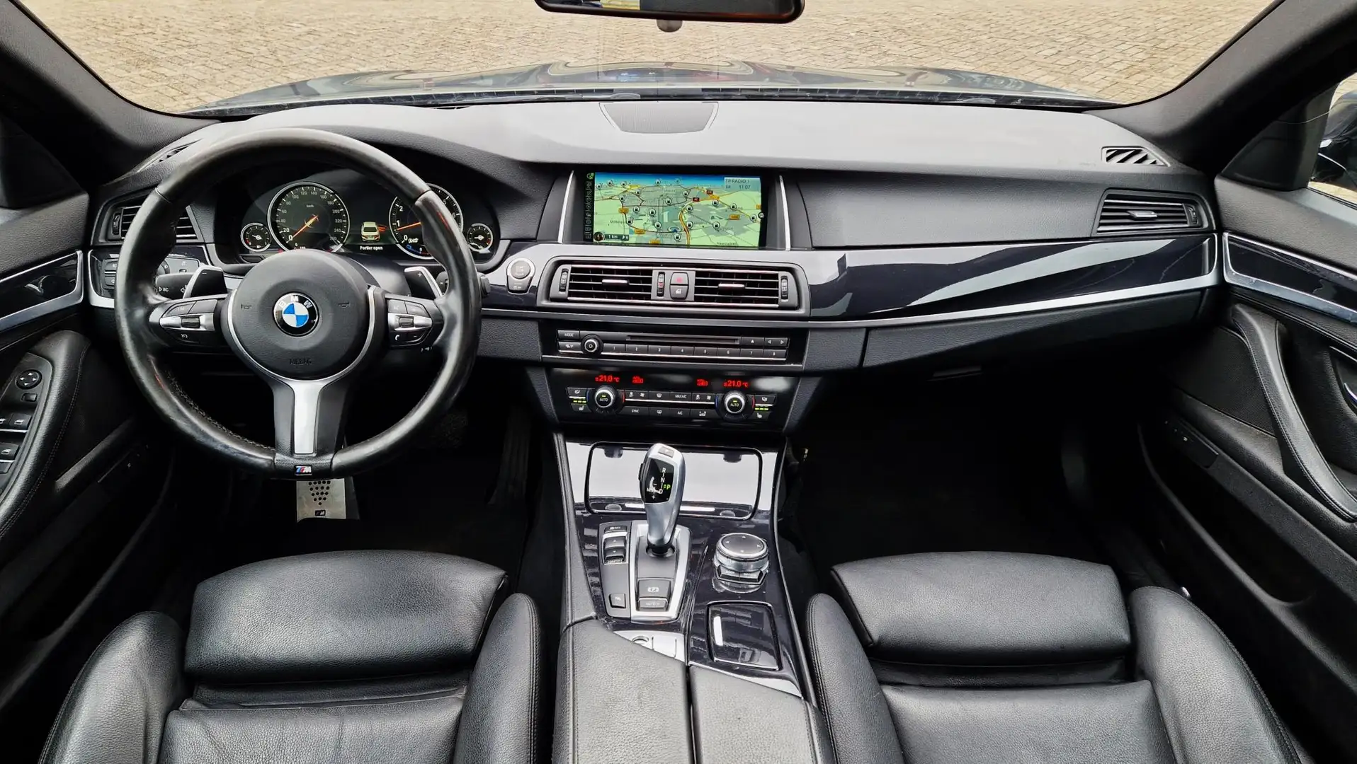 BMW 520 5-serie 520i High Executive Gris - 2