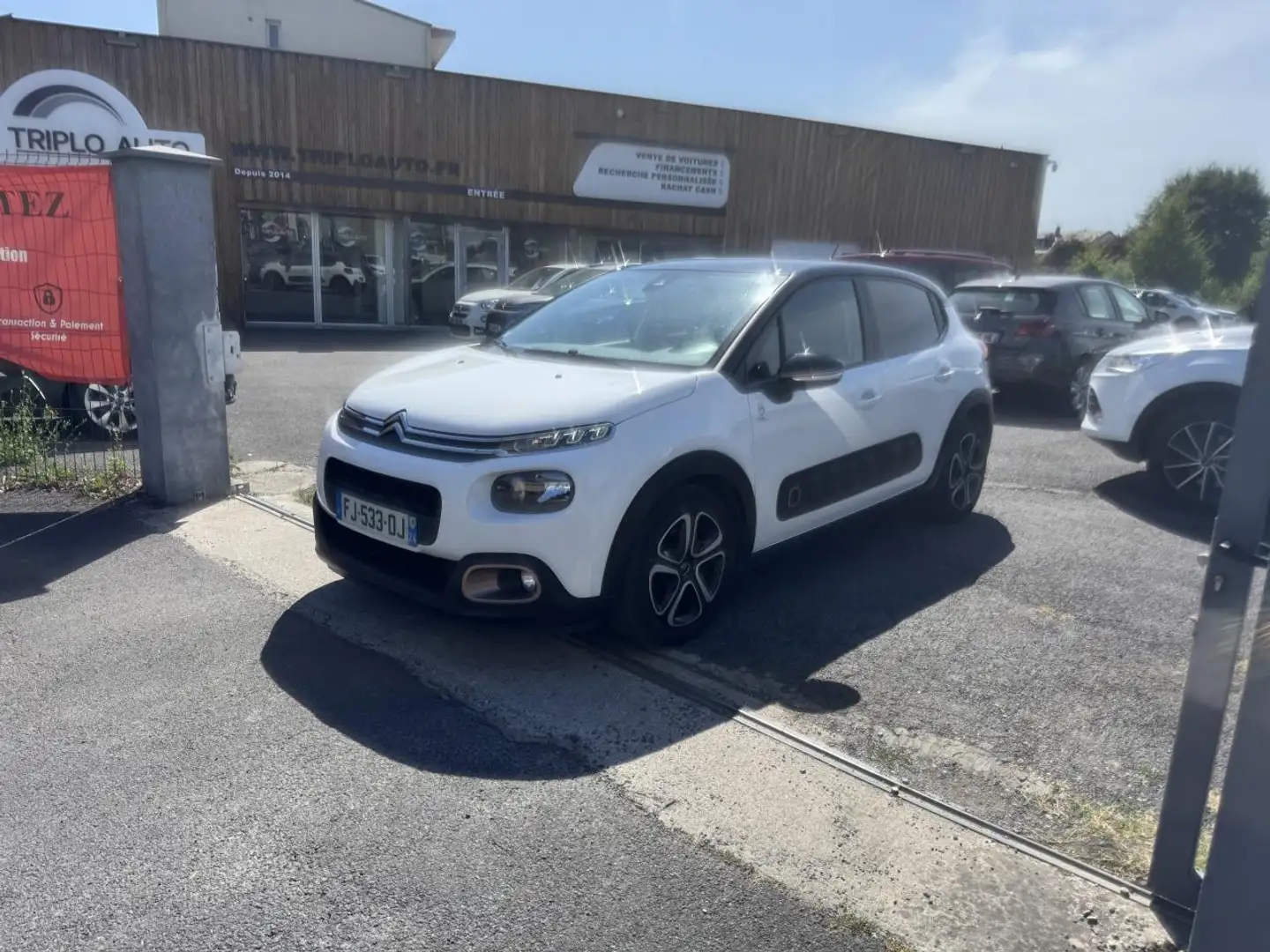 Citroen C3 1.5 BlueHDi - 100 S\u0026S Origins Gps + Camera AR Blanc - 1