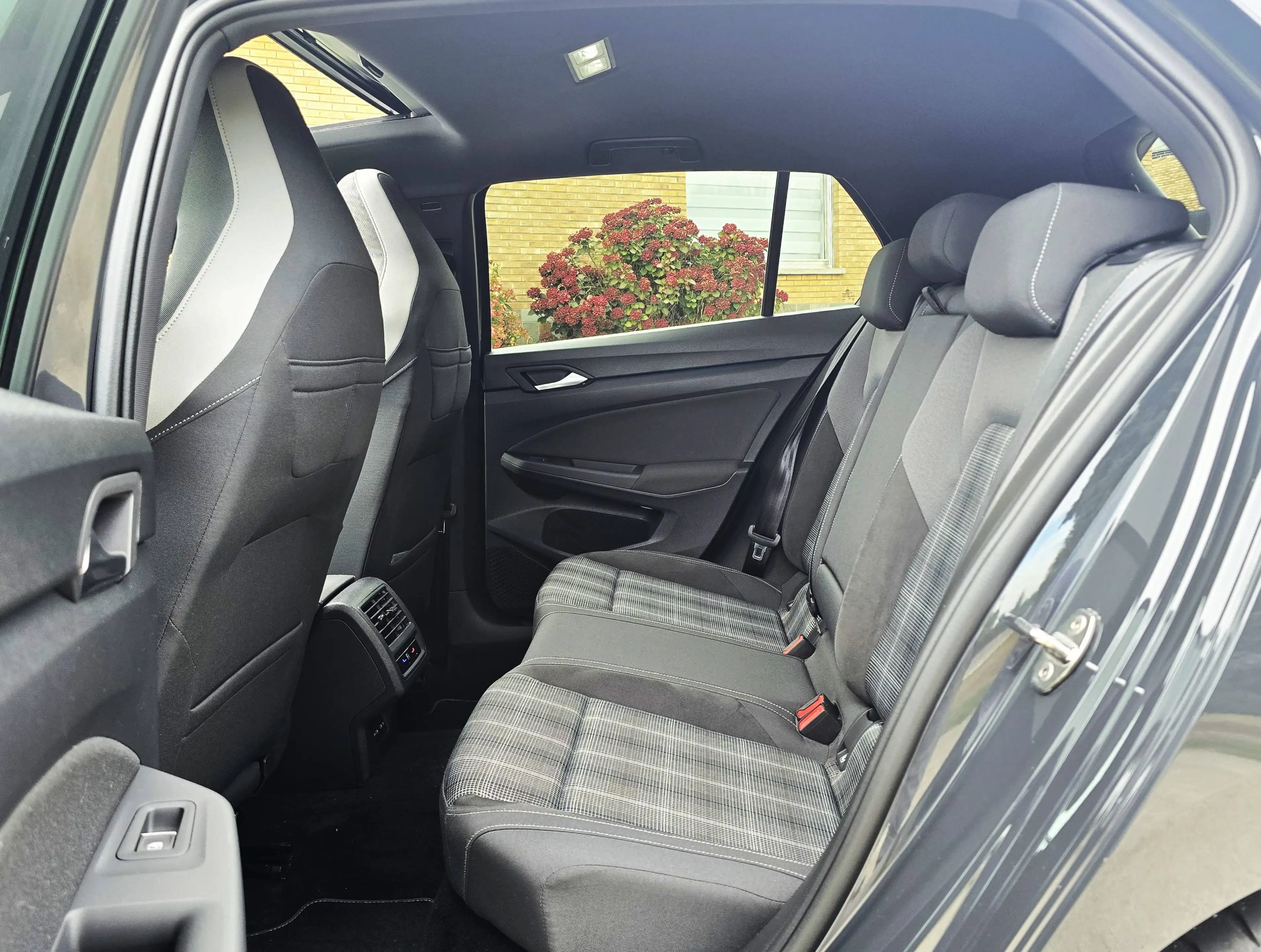 Volkswagen Golf GTD ** Pano - Camera - Cockpit ** Gar 12M — photo 14