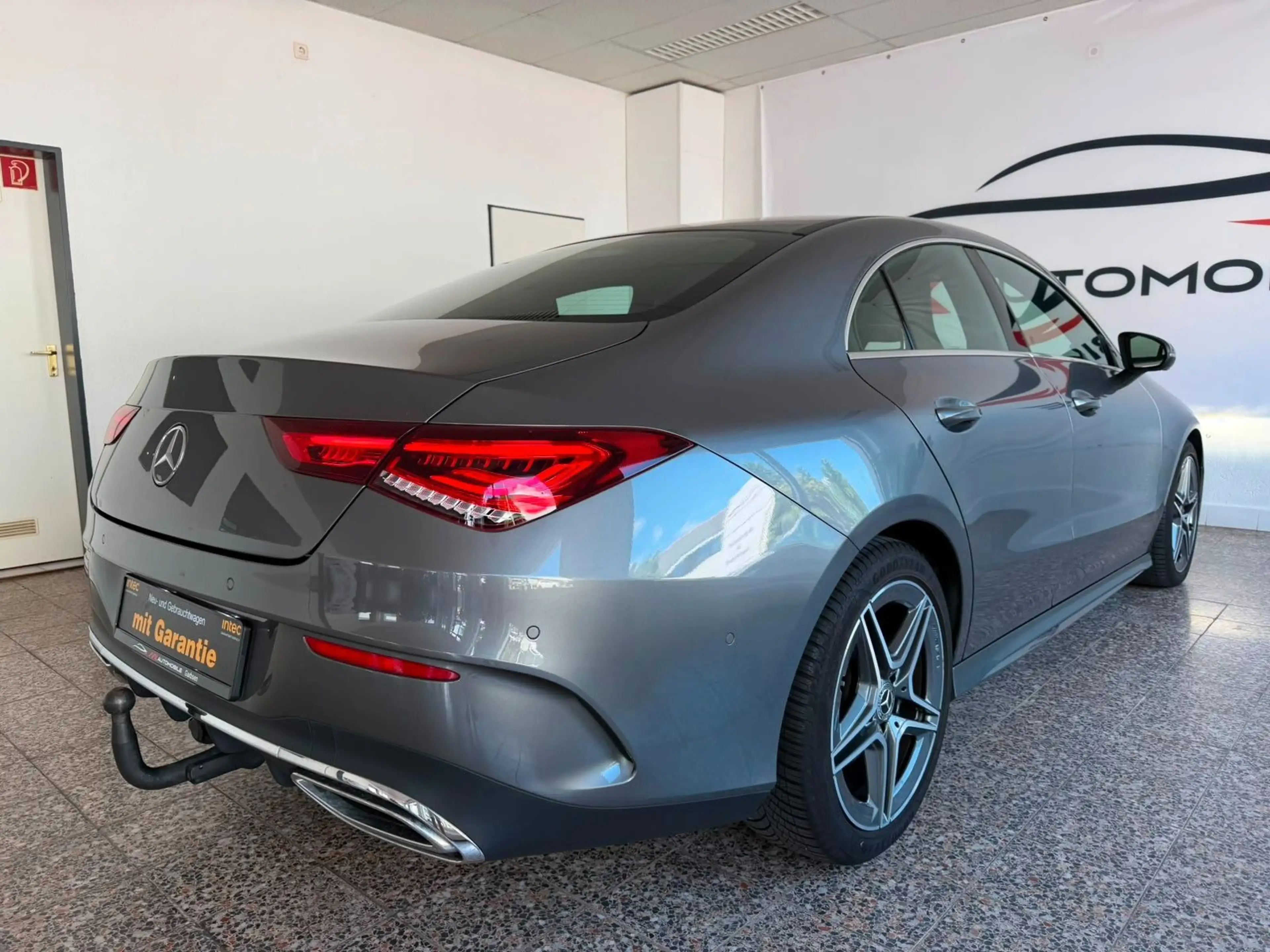 Mercedes-Benz CLA 220 4Matic AMG MBUX 360° HUD Ambiente LED — photo 8
