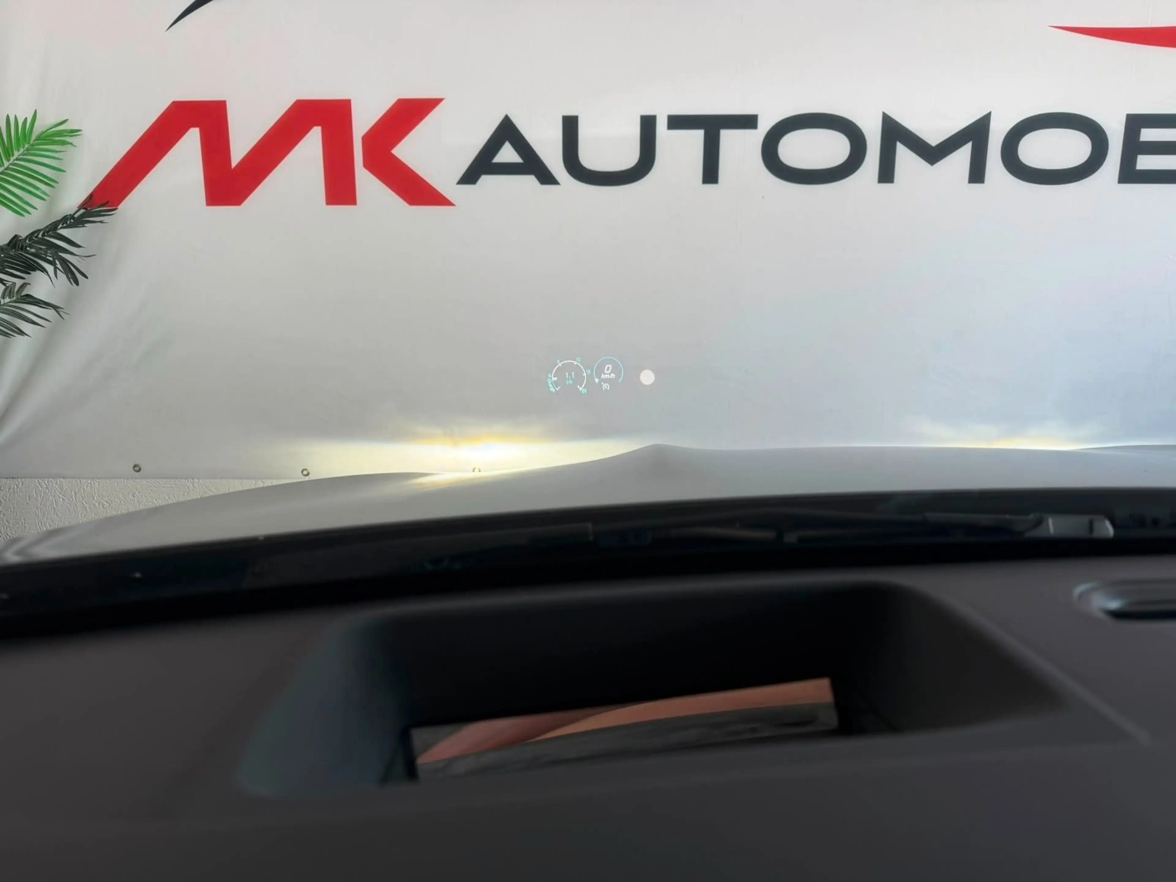 Mercedes-Benz CLA 220 4Matic AMG MBUX 360° HUD Ambiente LED — photo 15