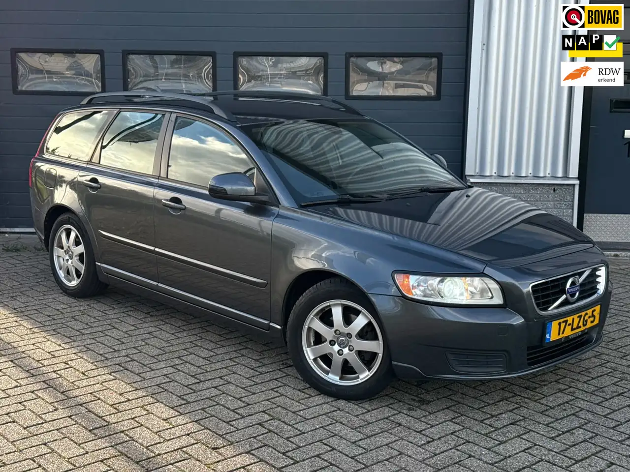 Volvo V50