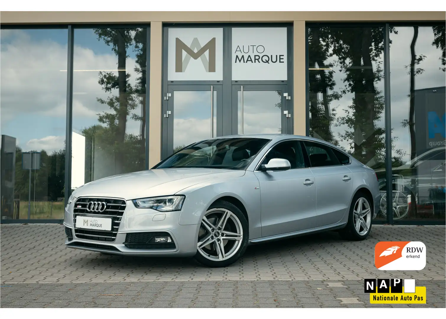 Audi A5 Sportback 1.8 TFSI Aut. 177PK | Adrenalin Sport | Grijs - 1