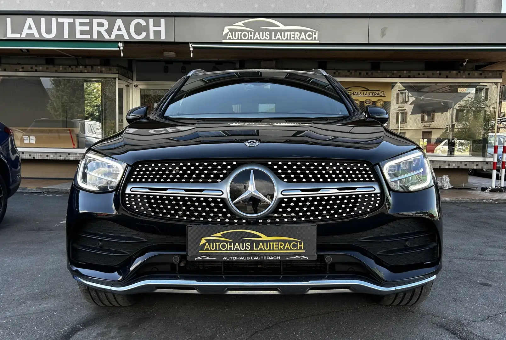 Mercedes-Benz GLC 300 GLC 300 de 4Matic*AMG LINE*20"AMG Felgen*Airmatic* Schwarz - 2