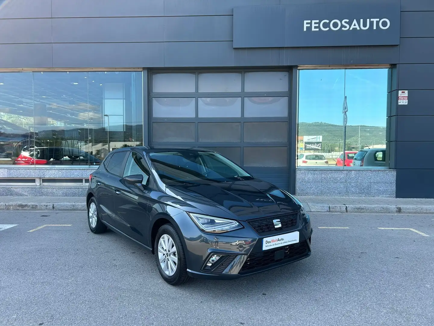 SEAT Ibiza 1.0 TSI S&S Style 110 Grijs - 1