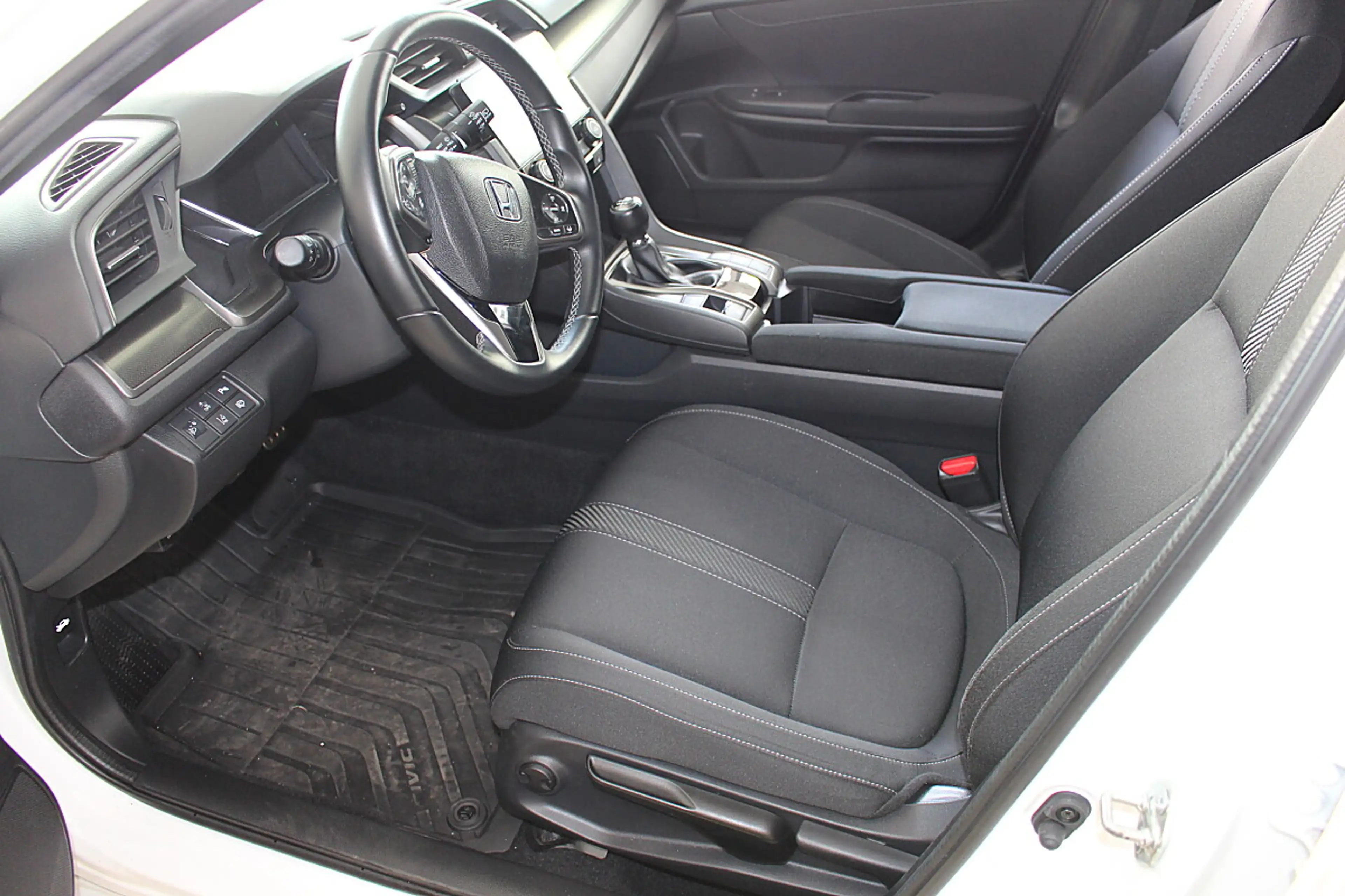 Honda Civic 1.6 i-DTEC Elegance — photo 7