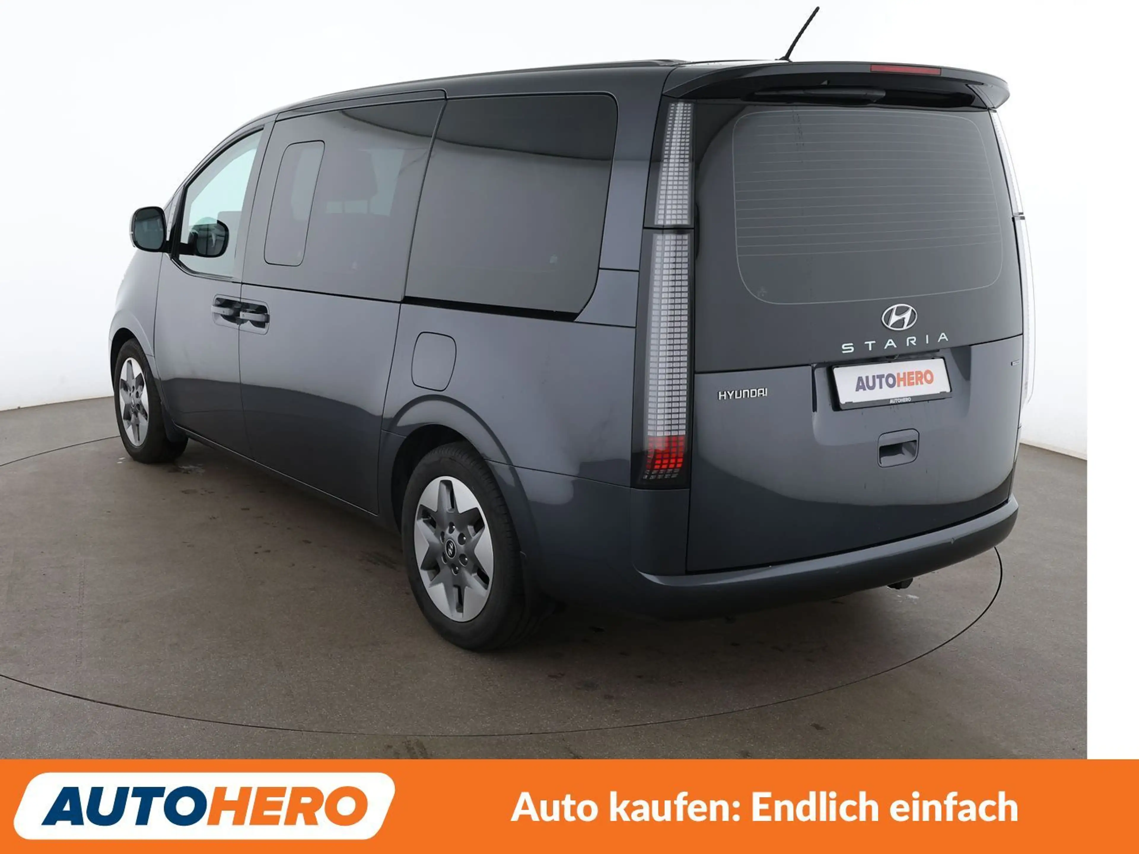 Hyundai STARIA 2.2 CRDi Prime 4WD Aut.*NAVI*VC*LED*ACC*360CAM* — photo 4
