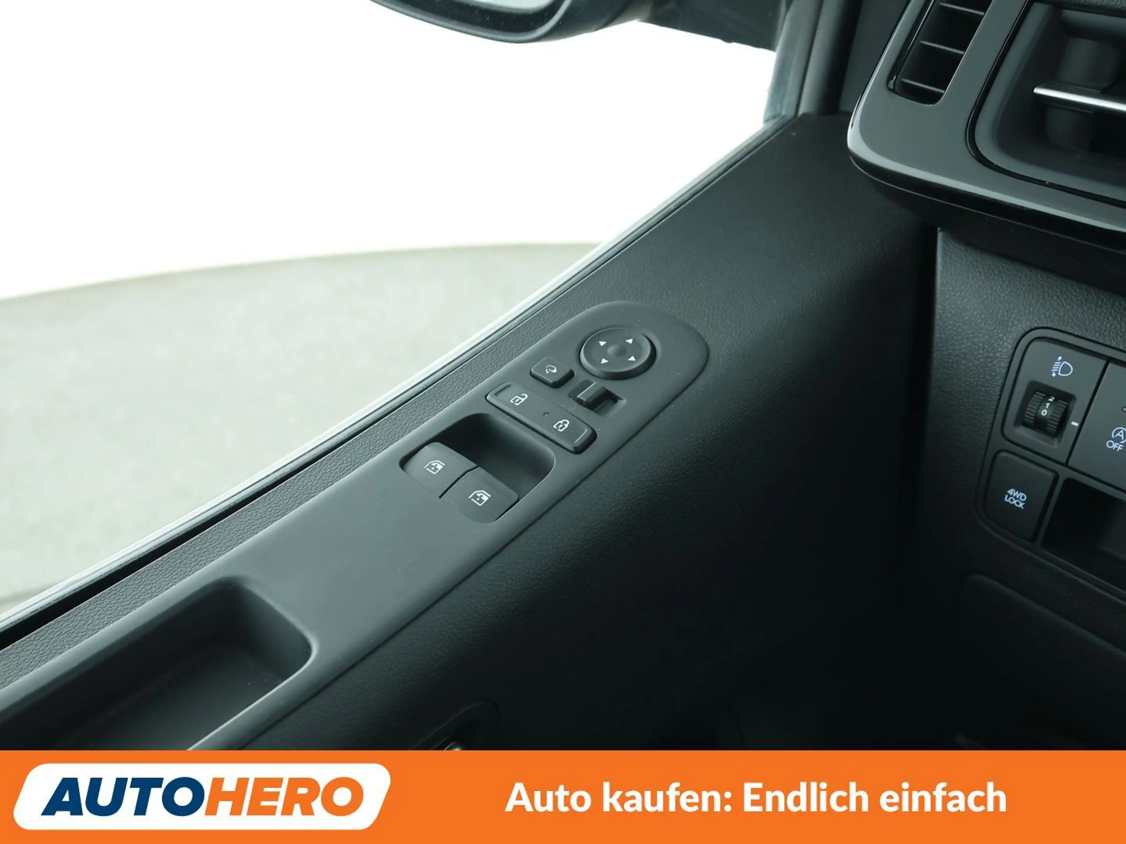 Hyundai STARIA 2.2 CRDi Prime 4WD Aut.*NAVI*VC*LED*ACC*360CAM* — photo 25