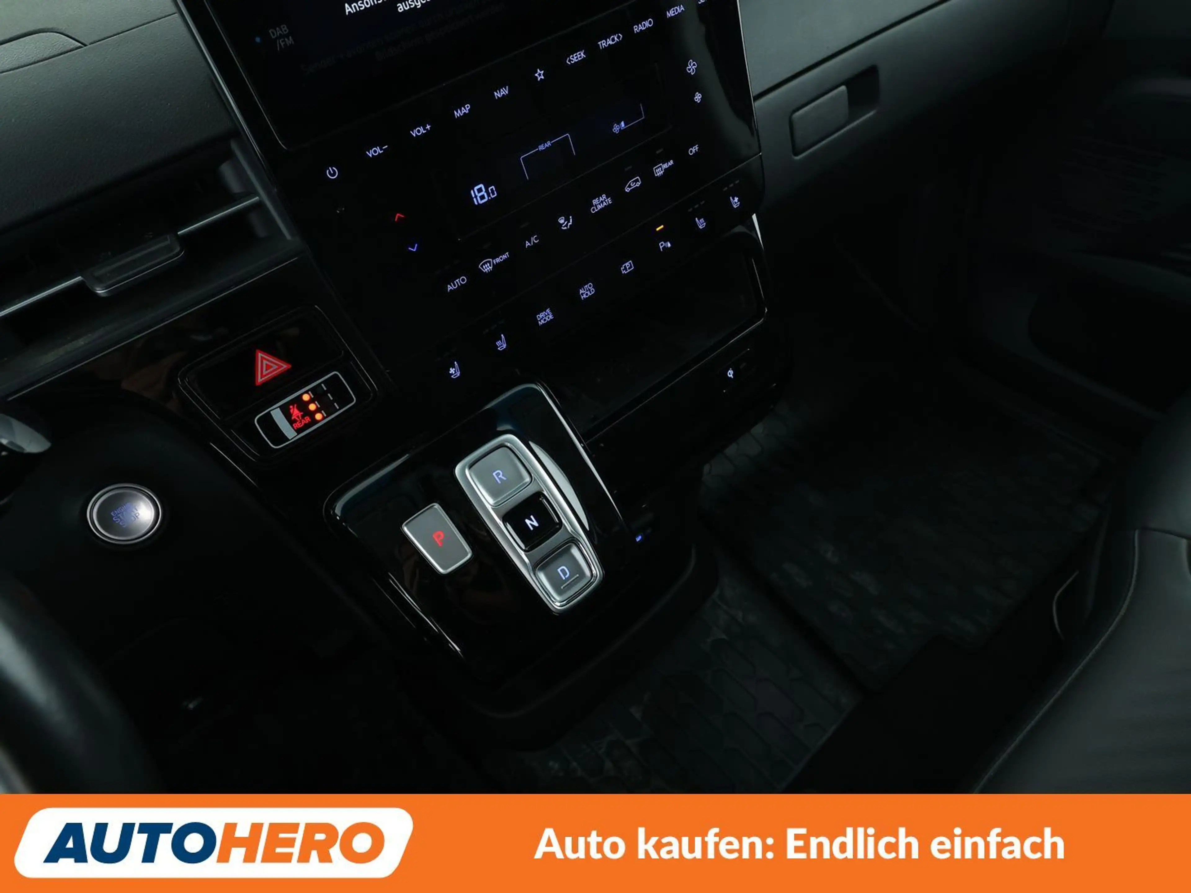 Hyundai STARIA 2.2 CRDi Prime 4WD Aut.*NAVI*VC*LED*ACC*360CAM* — photo 24