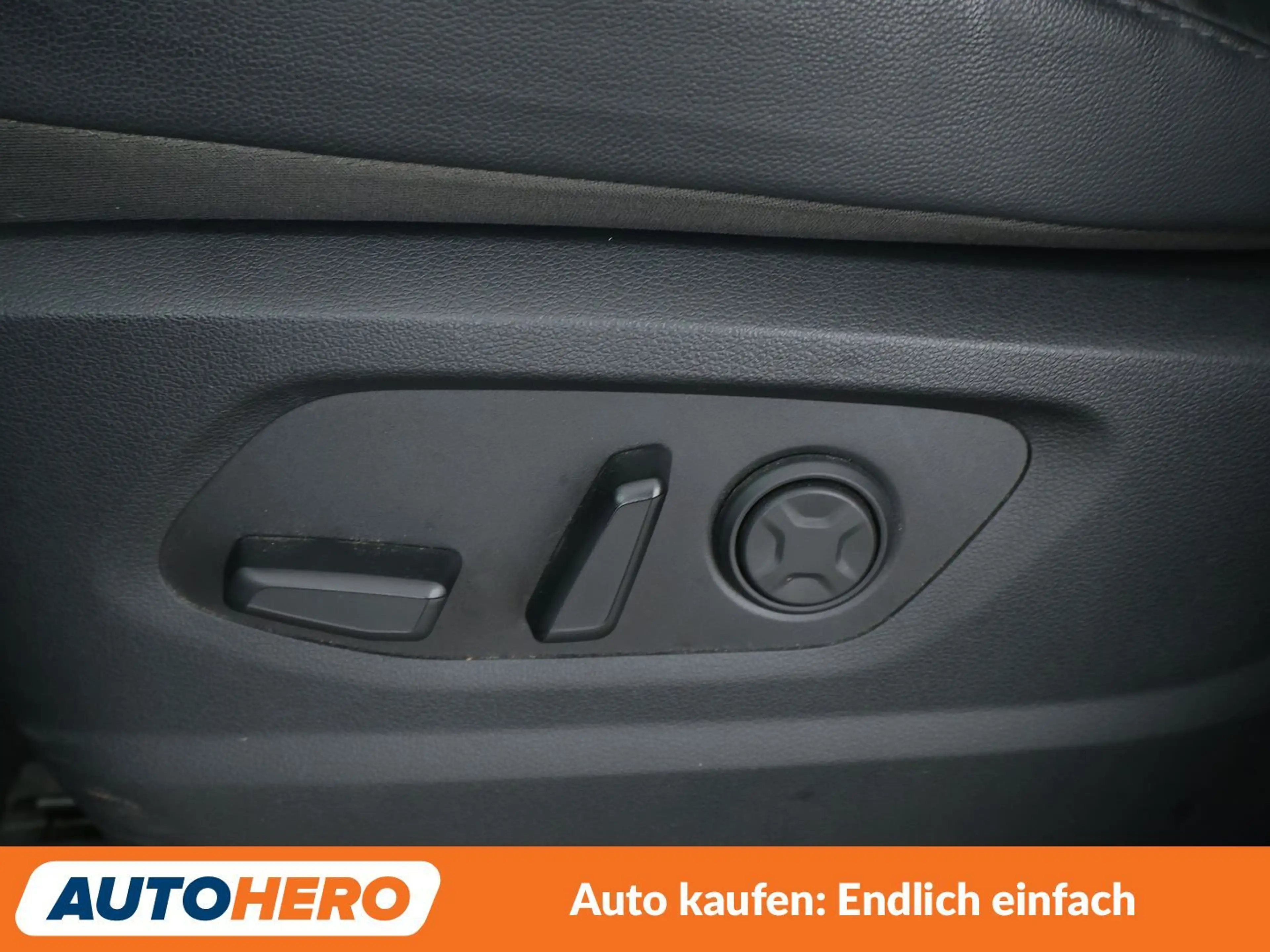Hyundai STARIA 2.2 CRDi Prime 4WD Aut.*NAVI*VC*LED*ACC*360CAM* — photo 26