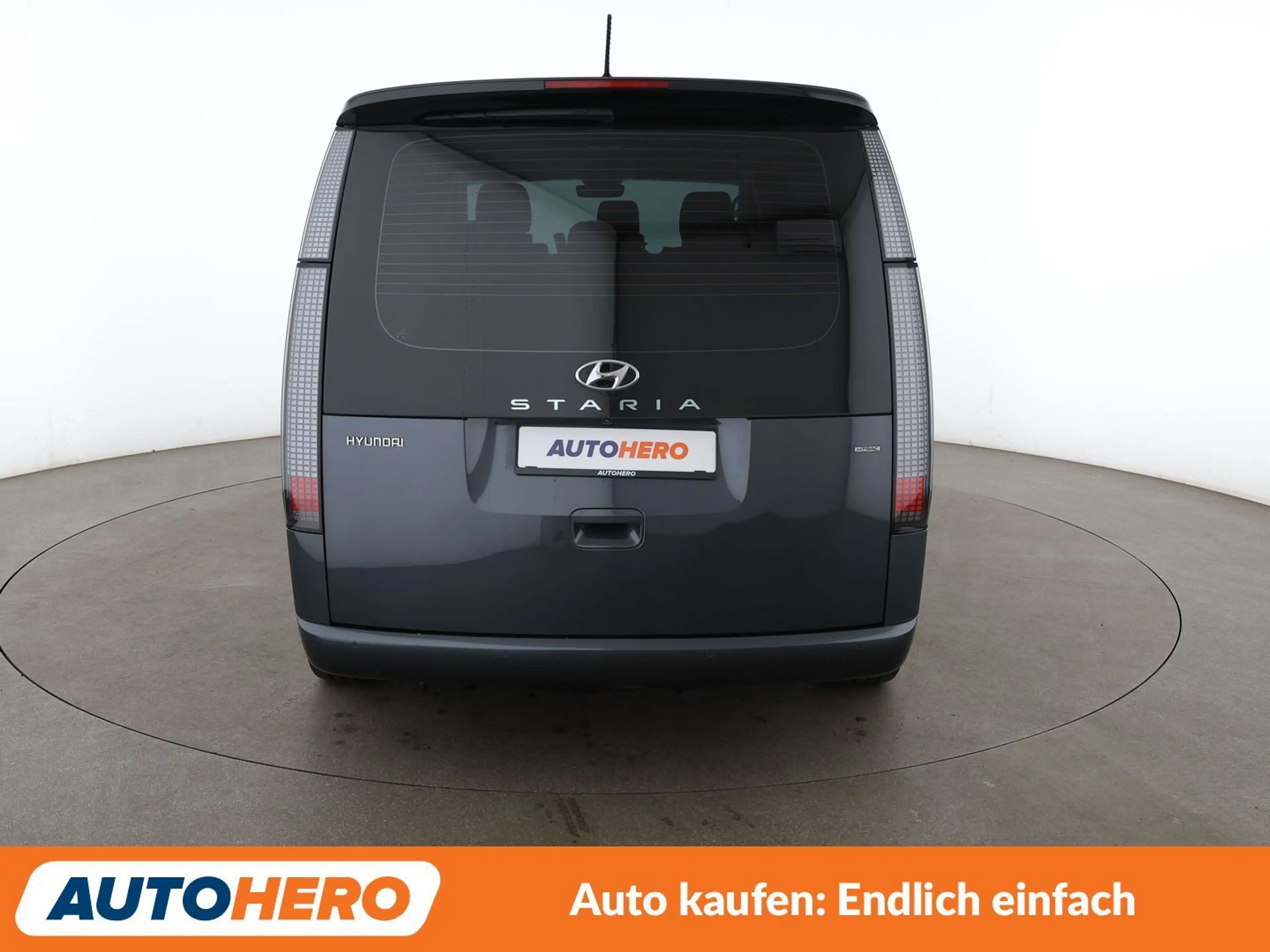 Hyundai STARIA 2.2 CRDi Prime 4WD Aut.*NAVI*VC*LED*ACC*360CAM* — photo 5