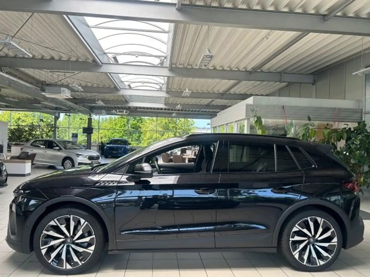 Skoda Elroq Sportline 85 (82 kWh) 210 kW 1-Gang-Automa, миниатюра 10