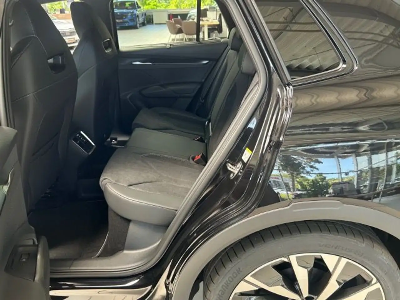 Skoda Elroq Sportline 85 (82 kWh) 210 kW 1-Gang-Automa, миниатюра 12