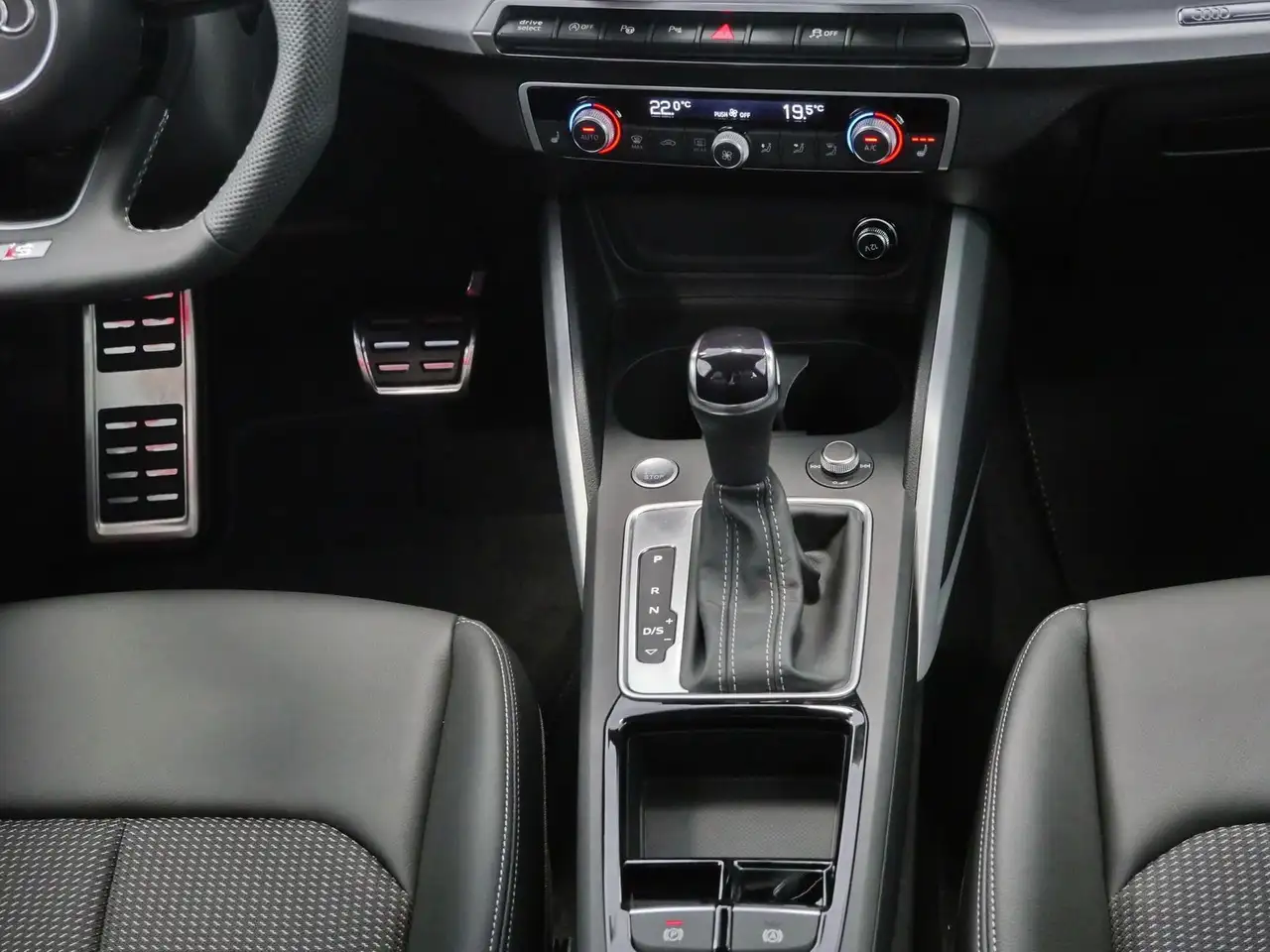 Audi Q2 35 TFSI S line S-tr. *LED*AHK*Parken*Klima* 7