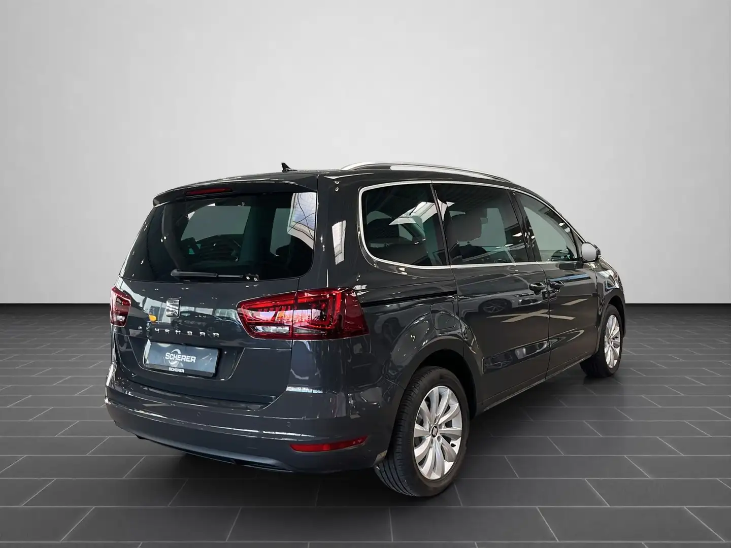 SEAT Alhambra 1.4 TSI Style Pano, AHK , 7-Sitzer Grau - 2