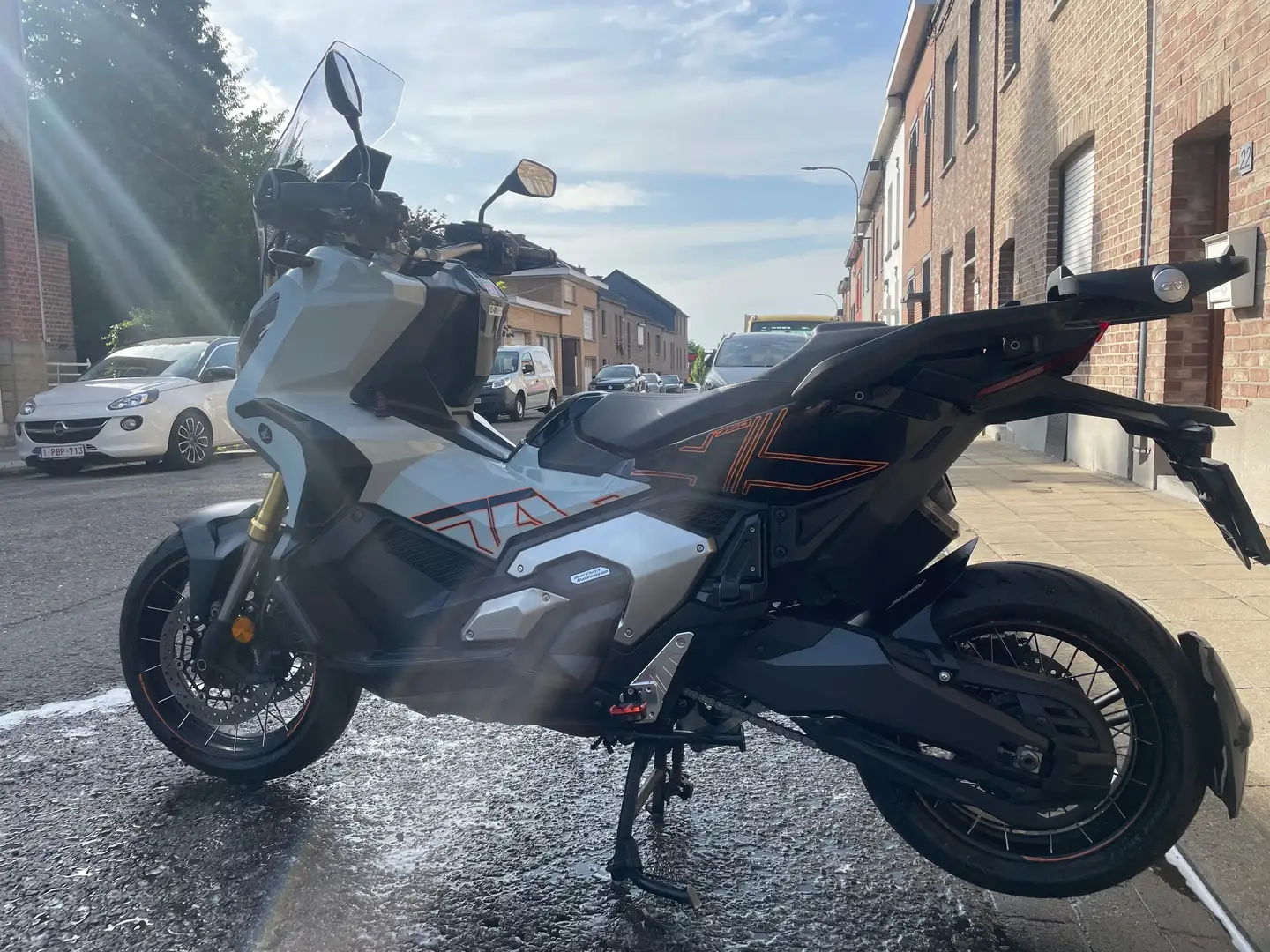 Honda X-ADV Grijs - 2