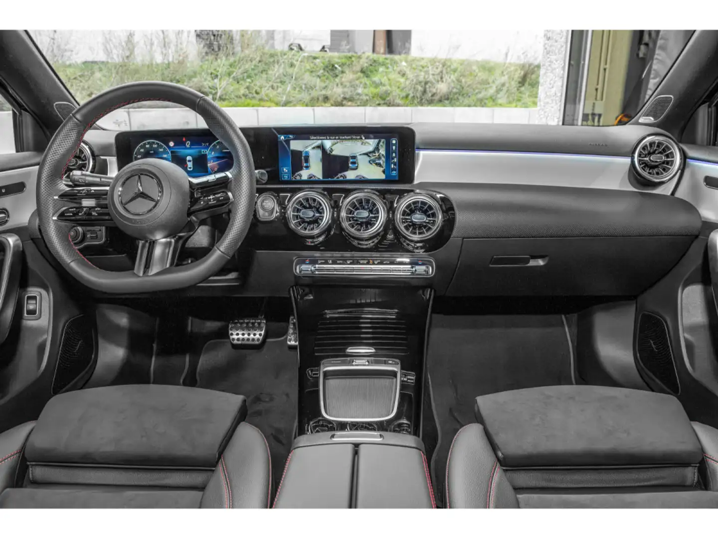 Mercedes-Benz A 200 A 200 1.4T 7G-DCT FULL/AMG/PANO/360°/VOLL Schwarz - 2