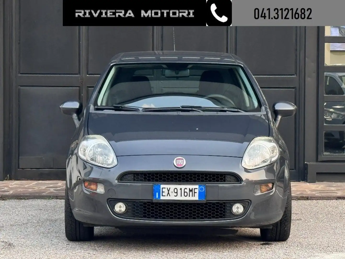 Fiat Punto 1.4 8V 5 porte Easypower Lounge Grau - 2