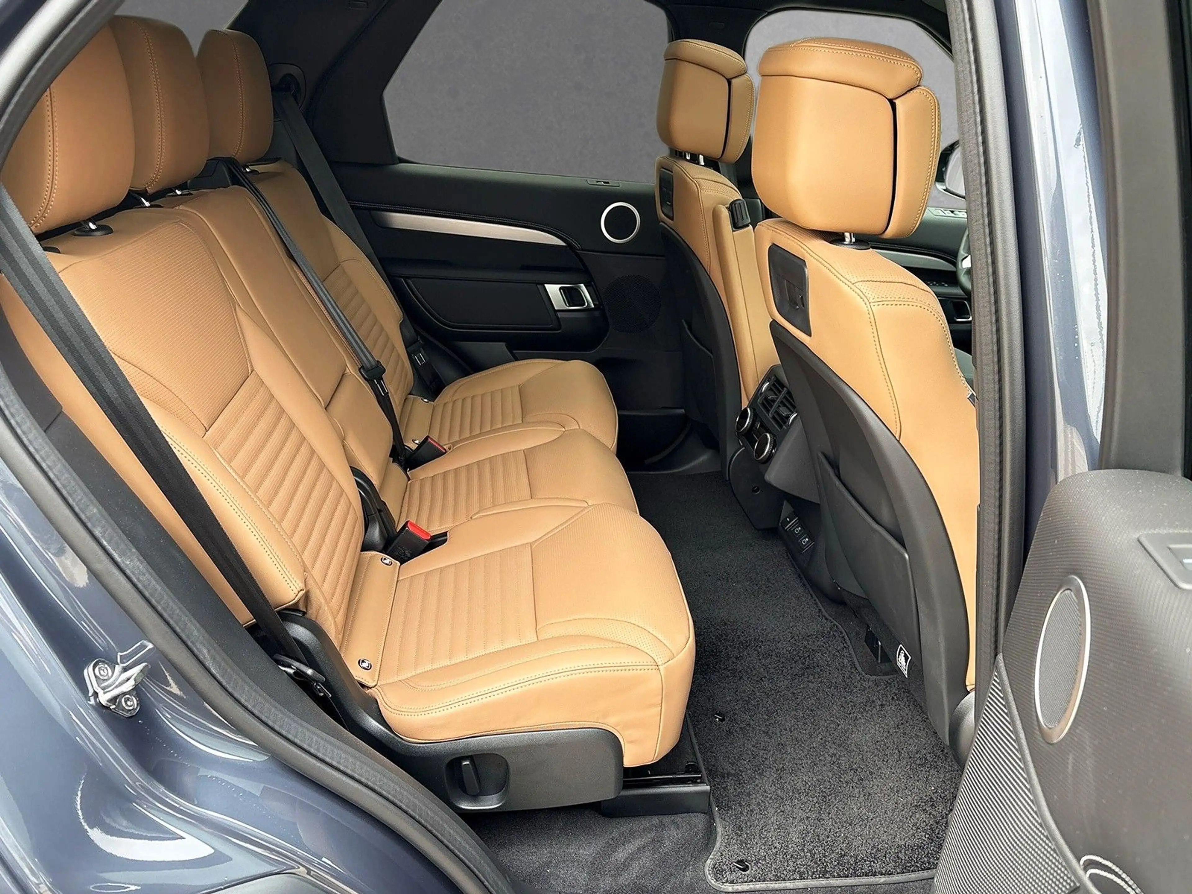 Land Rover Discovery D350 AWD DYNAMIC HSE 7-Sitzer AHK — photo 5