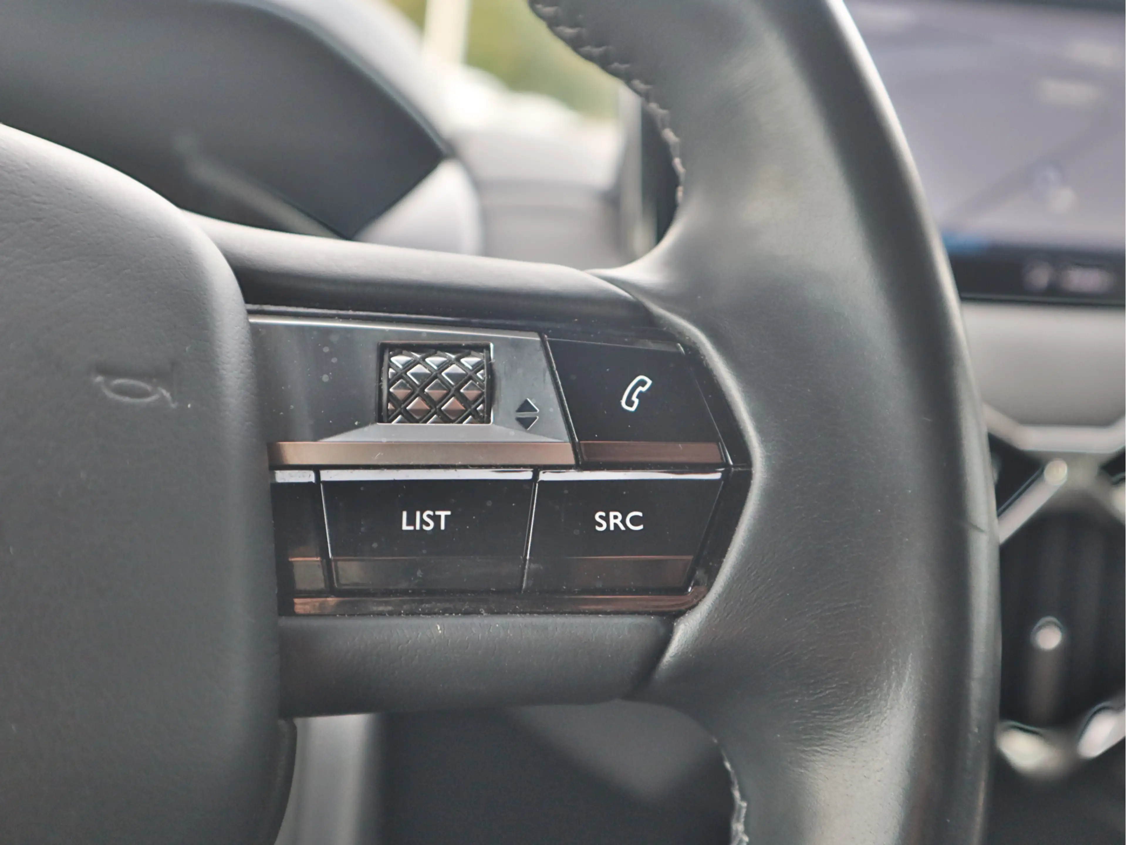 DS Automobiles DS 3 Crossback E-Tense Rivoli 50 kWh Camera | Leder | Stoelverwar — photo 15