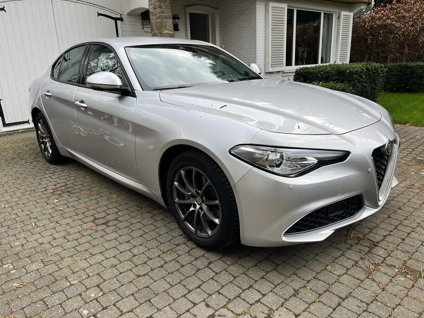 Alfa Romeo Giulia 2.0 200 AT Super 16V AT8 - 1