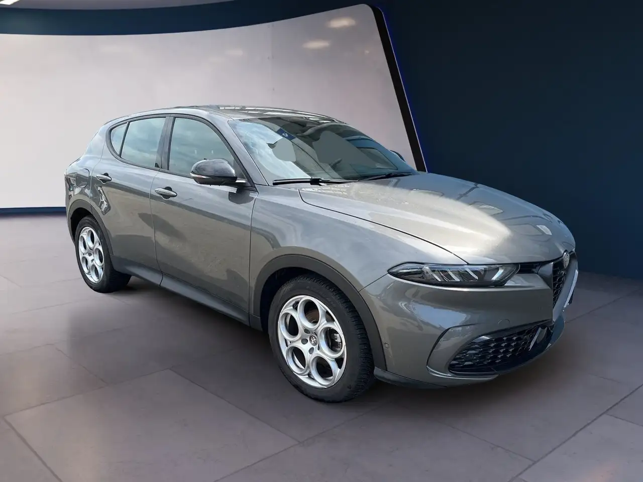 Alfa Romeo Tonale 2023