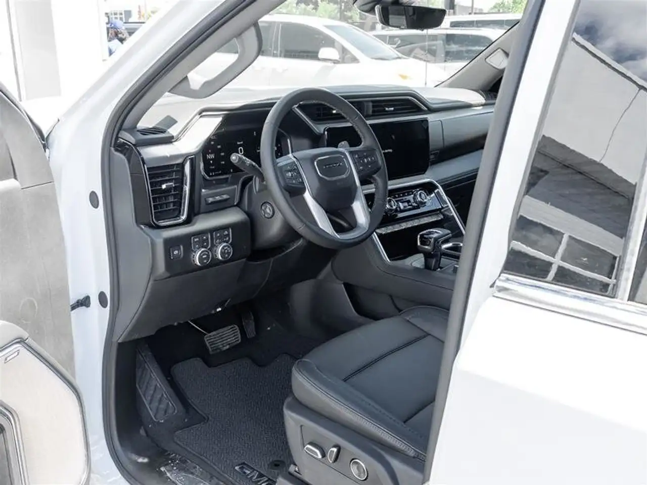 GMC Sierra 1500 снимка GMC Sierra 1500