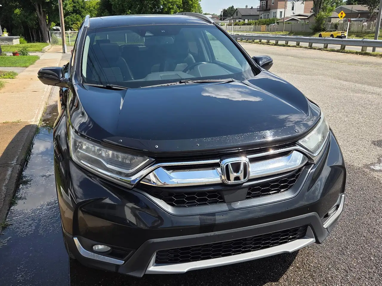 2017 Honda CR-V Touring — photo 1
