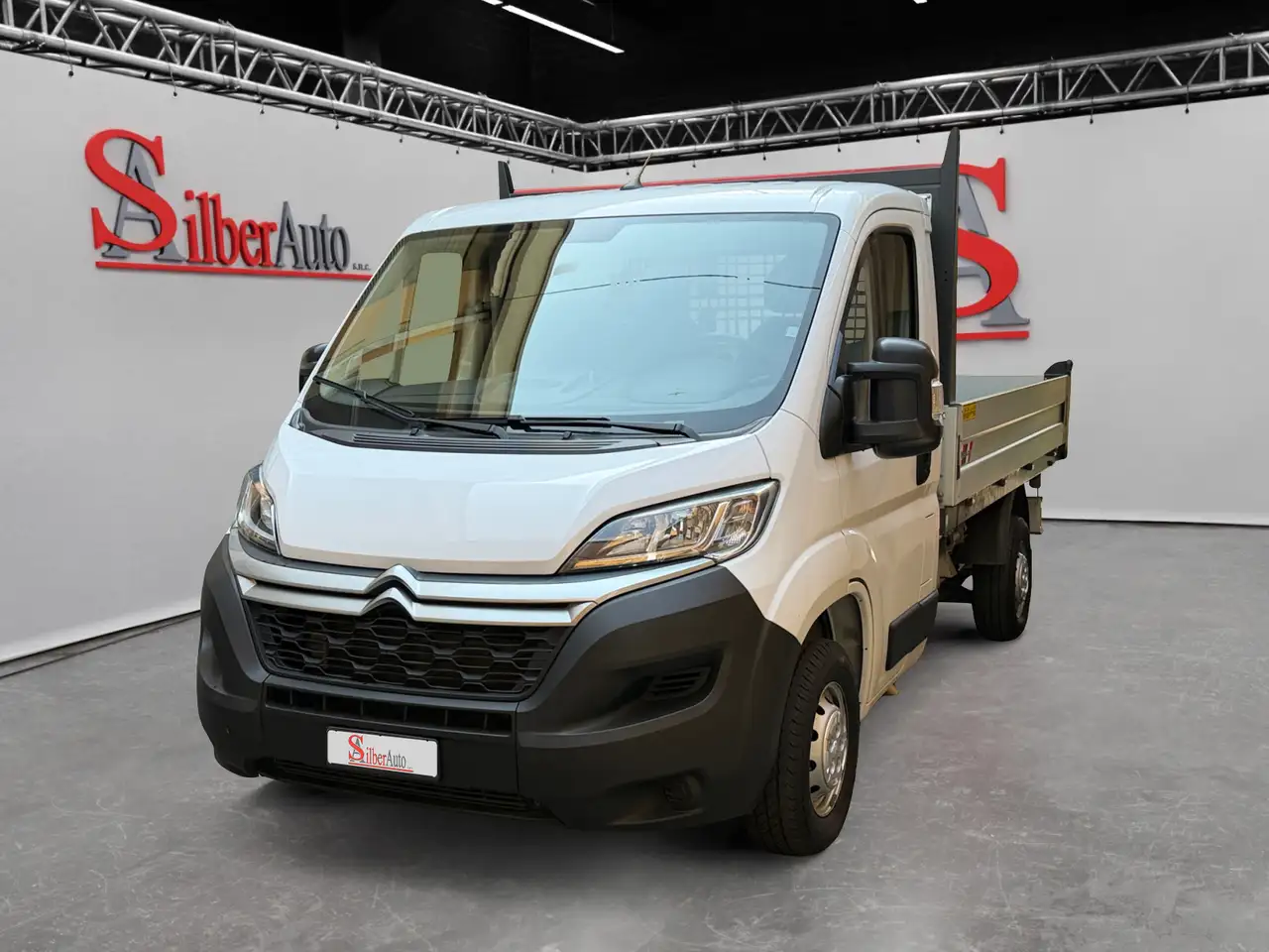 Citroen Jumper 35 L2 2.2 bluehdi 140cv S&S RIBALTABILE TRILATERALE — photo 1 of 15