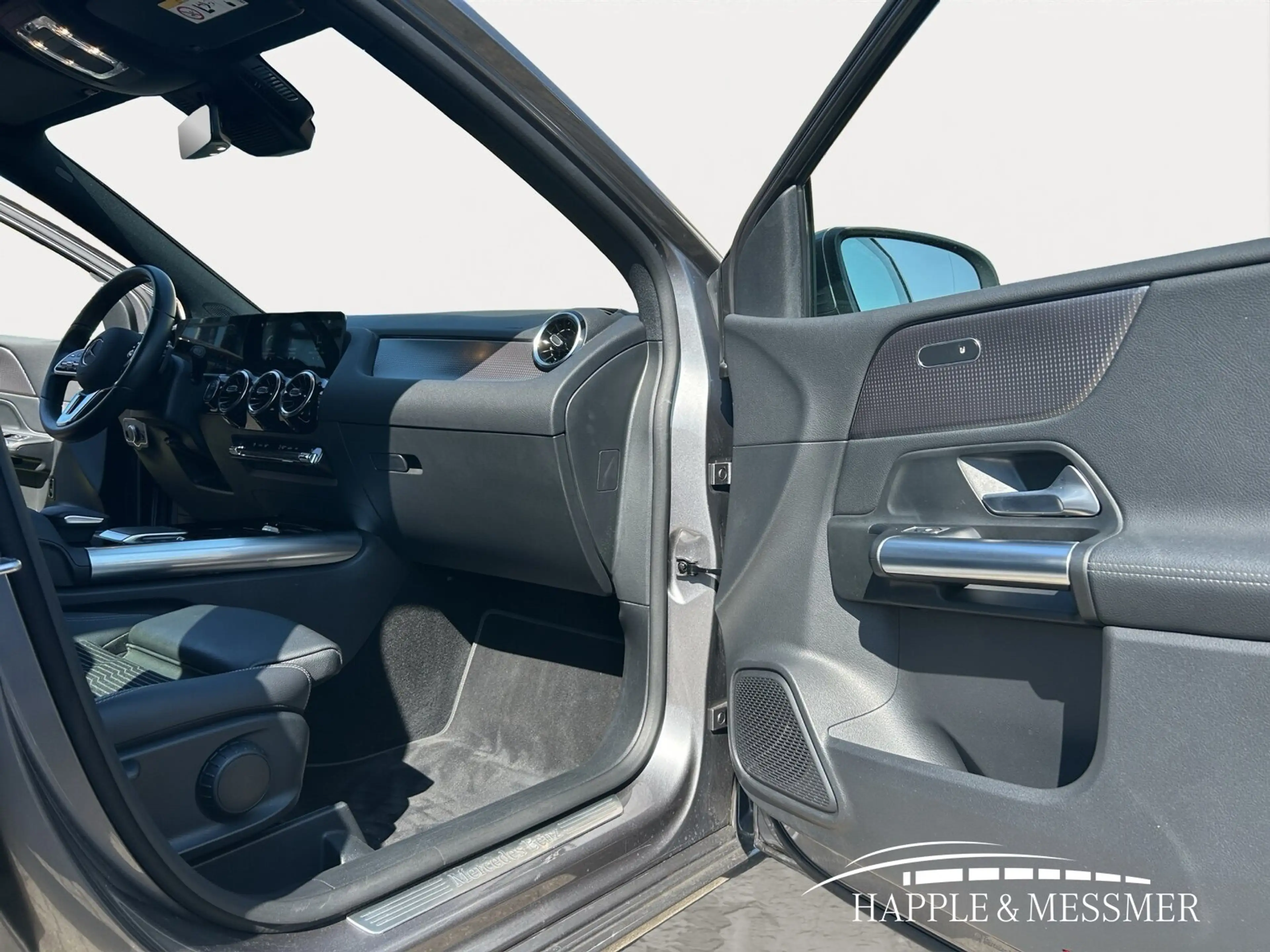 Mercedes-Benz B 250 B 250 4MATIC Progressive/Navi/Distronic/Autom. LED — photo 15