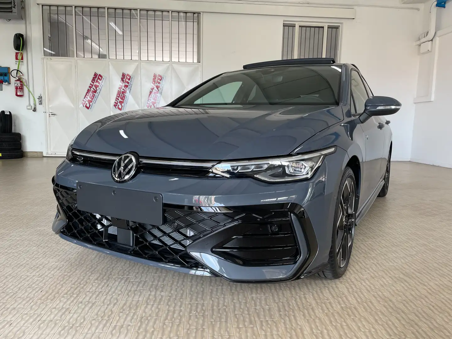 Volkswagen Golf 2.0 tdi R-Line 150cv dsg 30 Years Km0 Tetto aprib. Grigio - 1