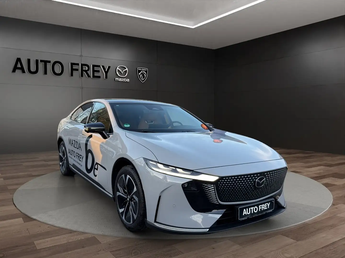 Mazda 6e Takumi Plus KAMERA SONY PANO LED Grau - 1