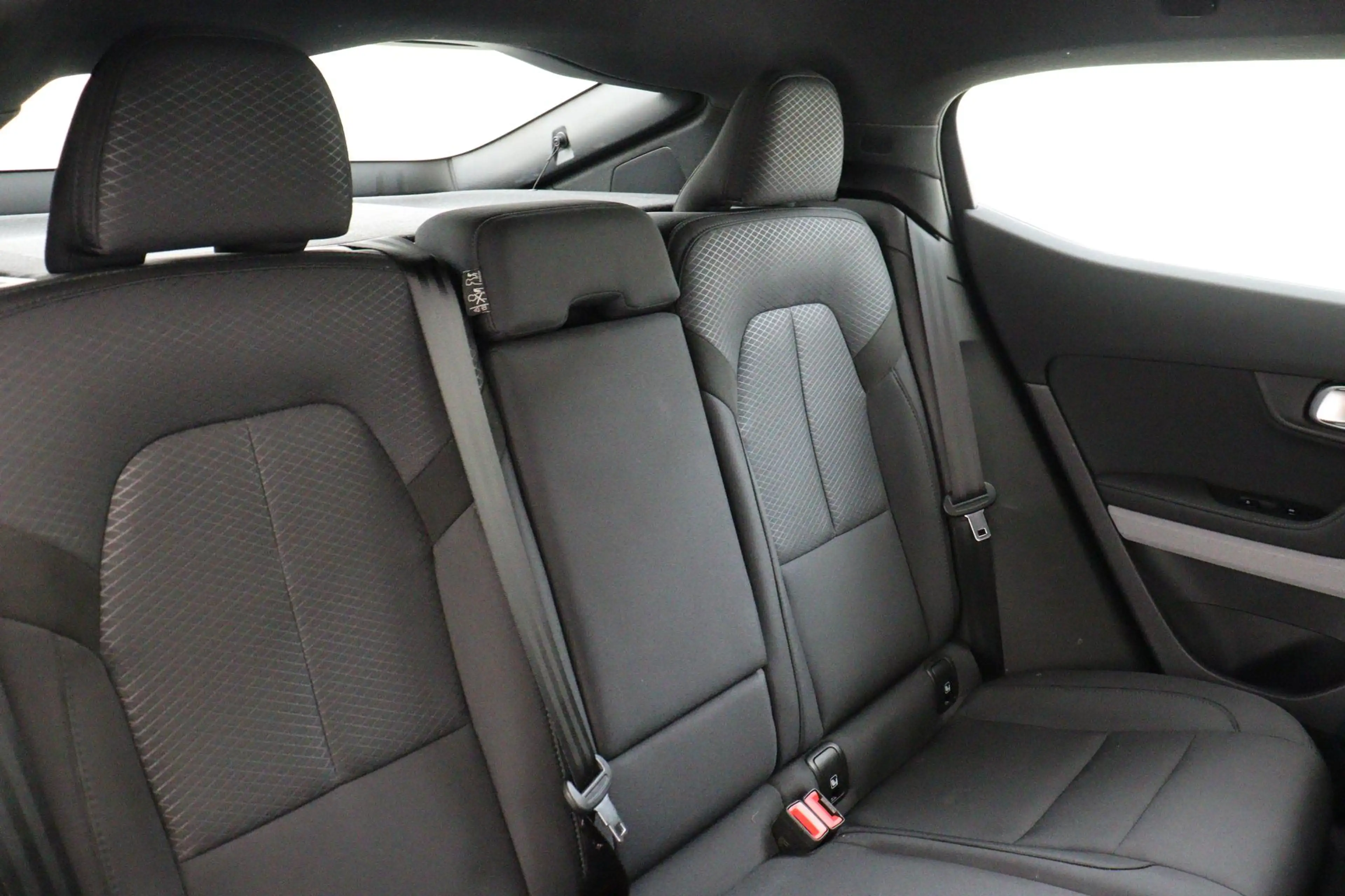 Polestar 2 LONG RANGE SINGLE MOTOR 78 kWh -360°CAM|ADAP.CRUIS — photo 12