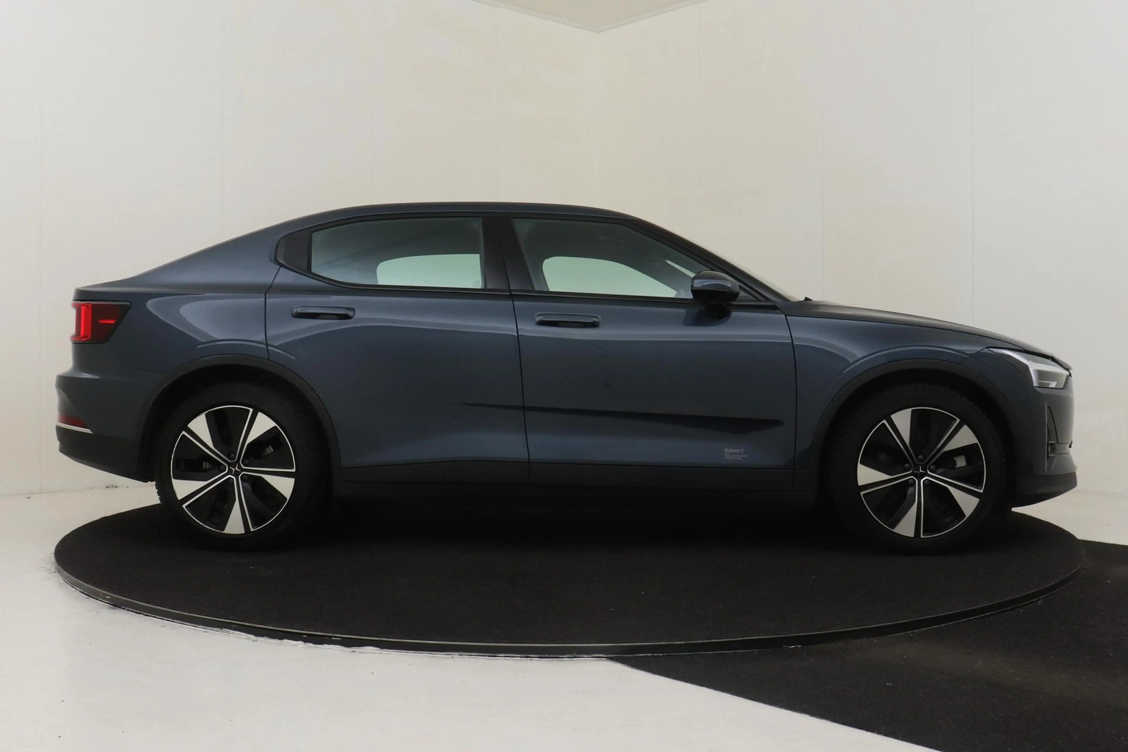 Polestar 2 LONG RANGE SINGLE MOTOR 78 kWh -360°CAM|ADAP.CRUIS — photo 13
