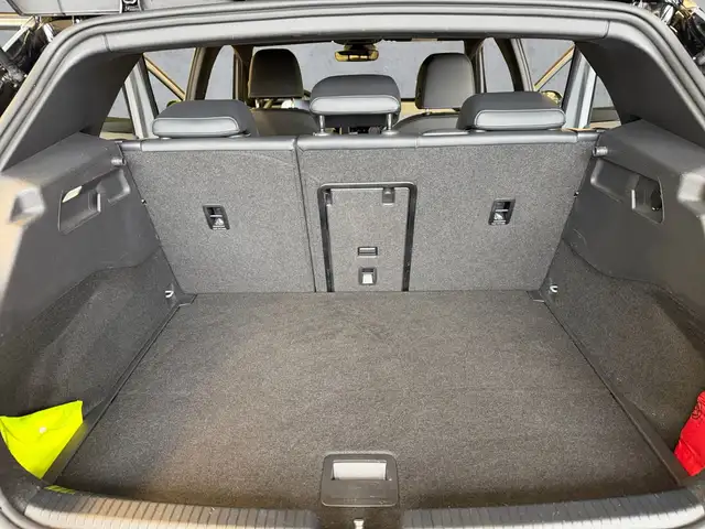 Volkswagen Id.3 view 14