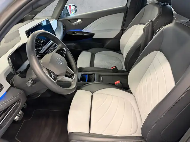 Volkswagen Id.3 view 12