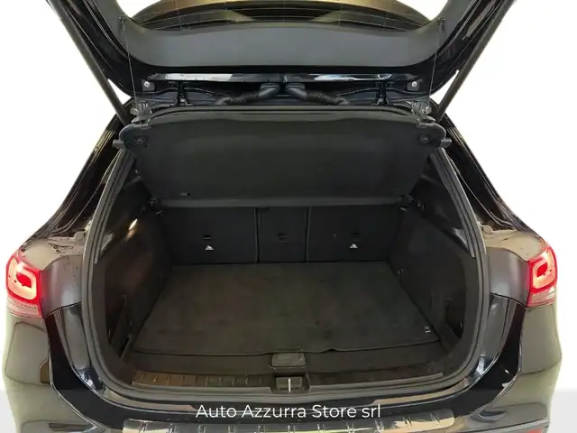 Mercedes-Benz Gla view 15